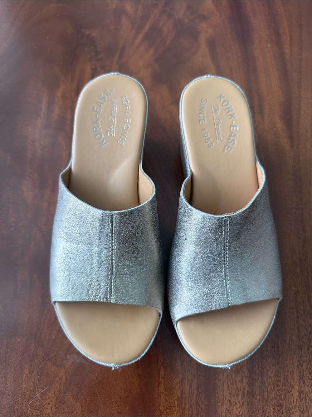 Kork-Ease Greer leather platform wedge slides metallic size 7 - Picture 4 of 9
